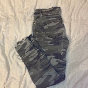 Camo pants